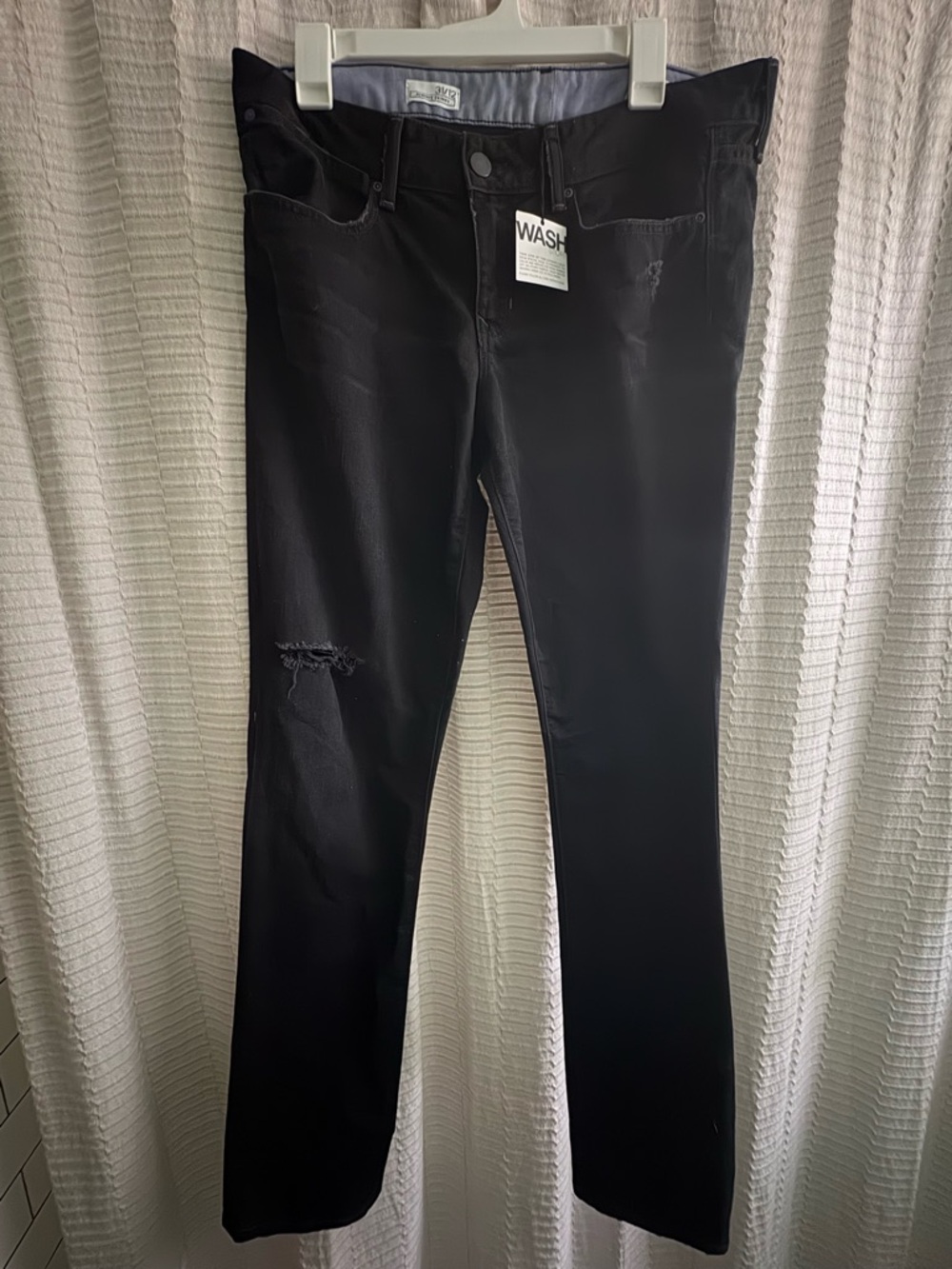 NWT - GAP Size 12R Black Women's Stretch Jeans with Subtle Distress - GAP1969